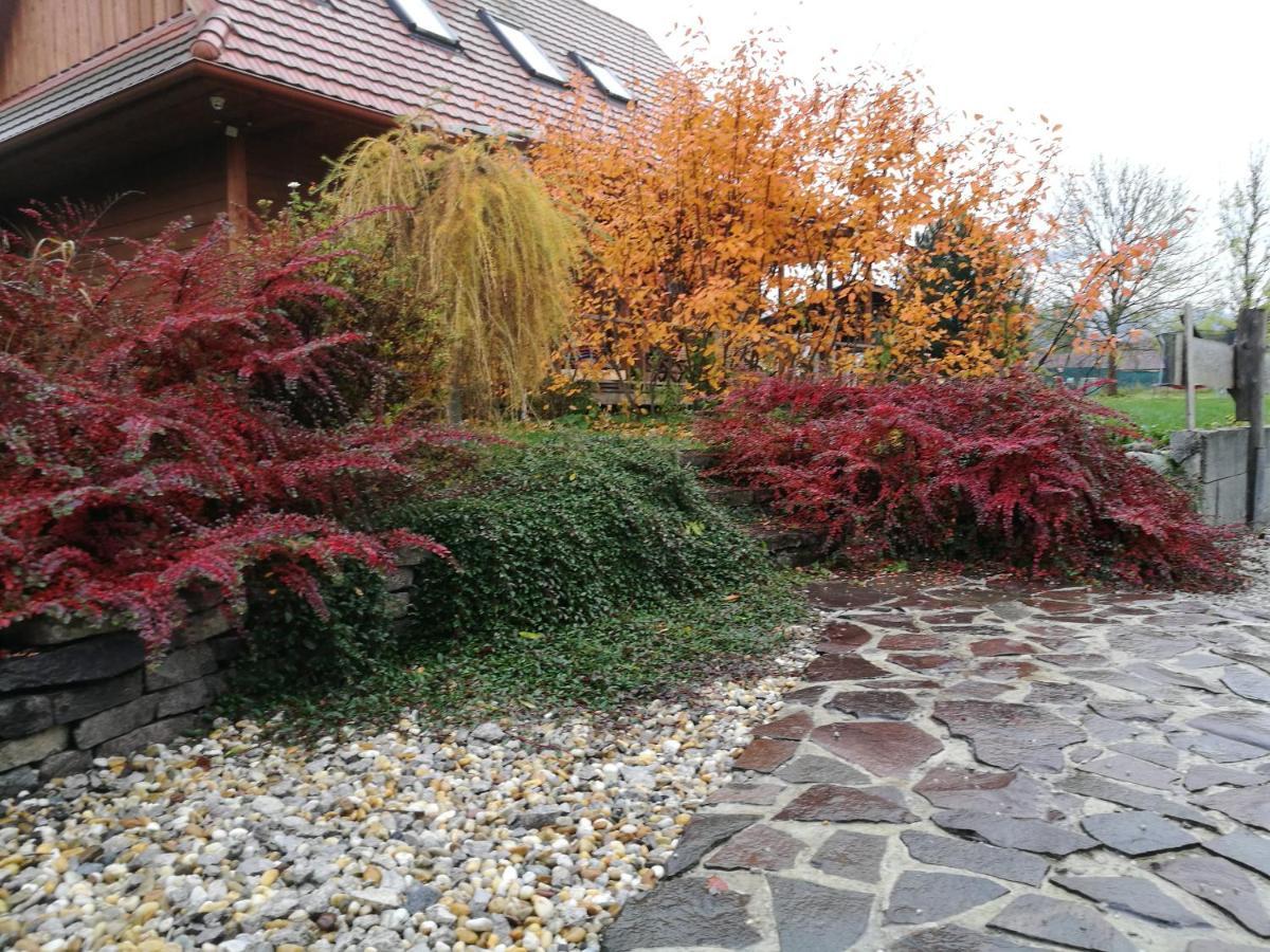 Holiday Home Holiday Raj Bešeňová Kültér fotó