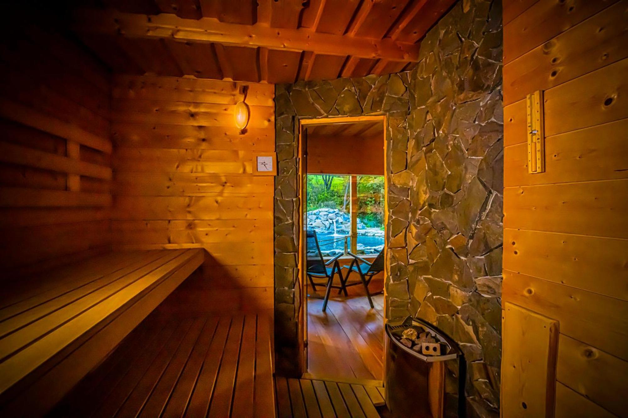 Holiday Home Holiday Raj Bešeňová Kültér fotó